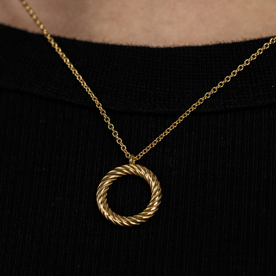 Haute Heritage Small Pendant in 18kt Solid Gold, 750/1000